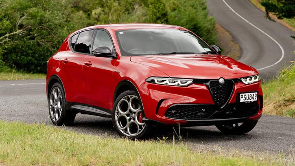alfa_romeo_banner_800x1000.jpg